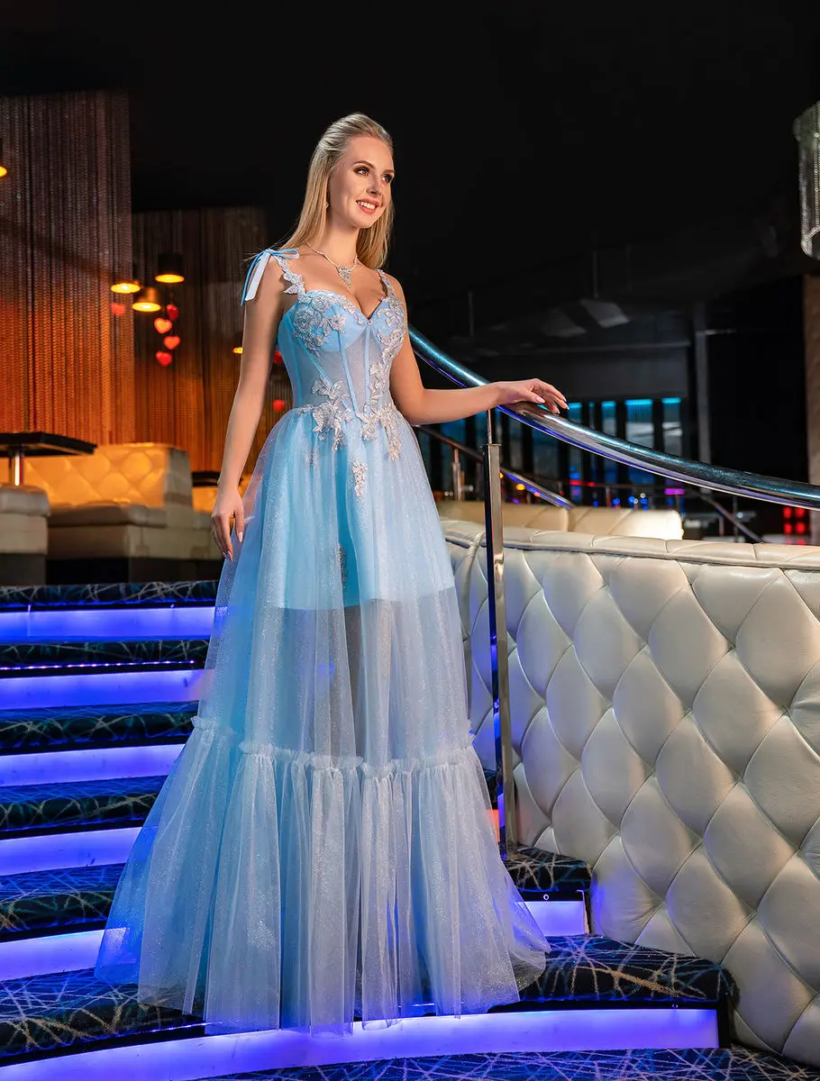 

Blue Prom Dresses 2023 Beaded Lace Bling Spaghetti Straps Sweetheart A Line Long Illusion Sexy Cut Out Evening Gowns Party
