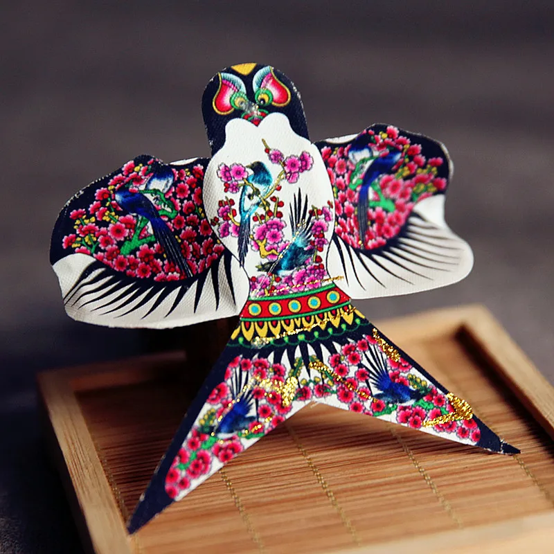 Pocket Kite Handmade Paper Kite Gift Box Small Gift Chinese Style Retro Kite Ornaments Palace Wind Mini Kite Holiday Decorations