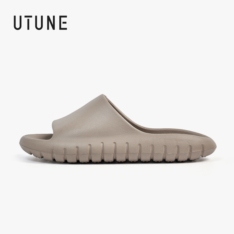 UTUNE Menâs Trendy Minimalist Non-Slip Home Slippers Comfortable Slides Breathable Soft Thick Sole Casual Summer Beach Sandals