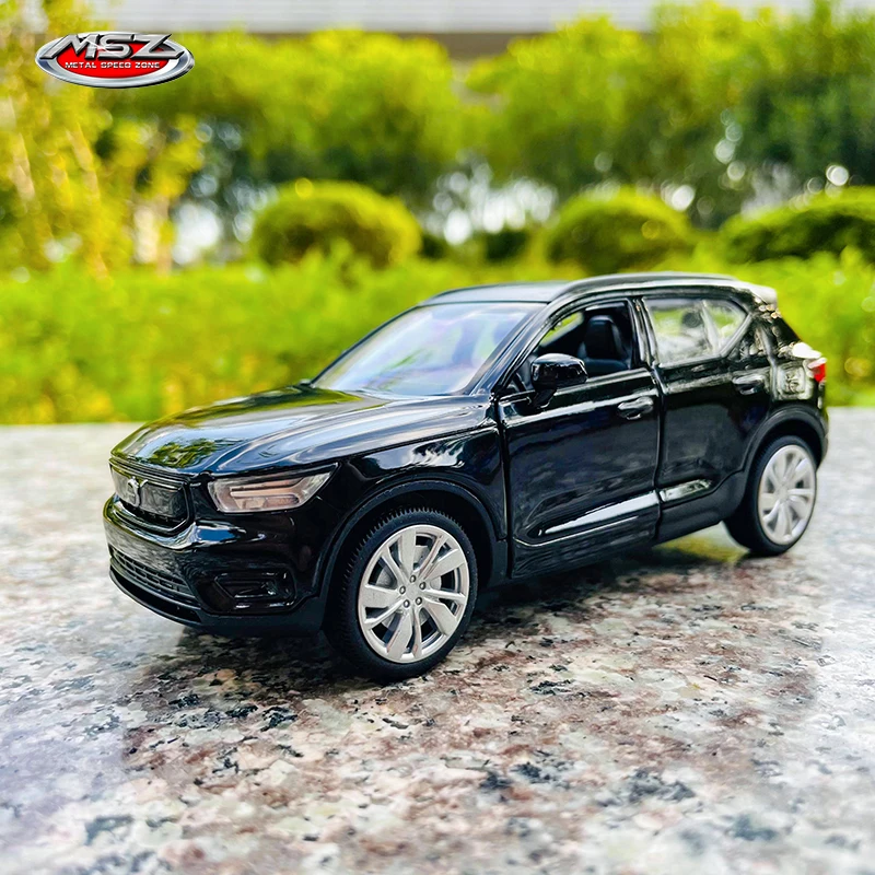 Modèle Réduit Volvo XC40 1:32 Vert - Voiture Jouet Moulée Sous Pression, Collection, Cadeau Enfant