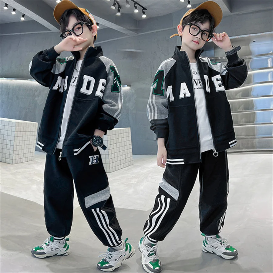 Premium Photo | Model the woman beautiful Teenagers Hip Hop Clothes Fashion  Street Coat Pants Boys Generative Al