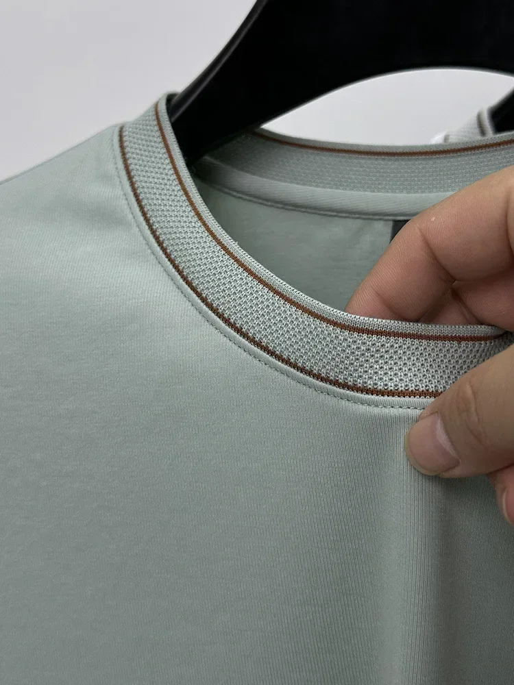 Modisches Marken-T-Shirt mit Prägung für Herren, kurzärmelig, Sommer, leicht, atmungsaktiv, neu, hochwertig, koreanischer Stil, lässiges Rundhals-Oberteil – Detail 4