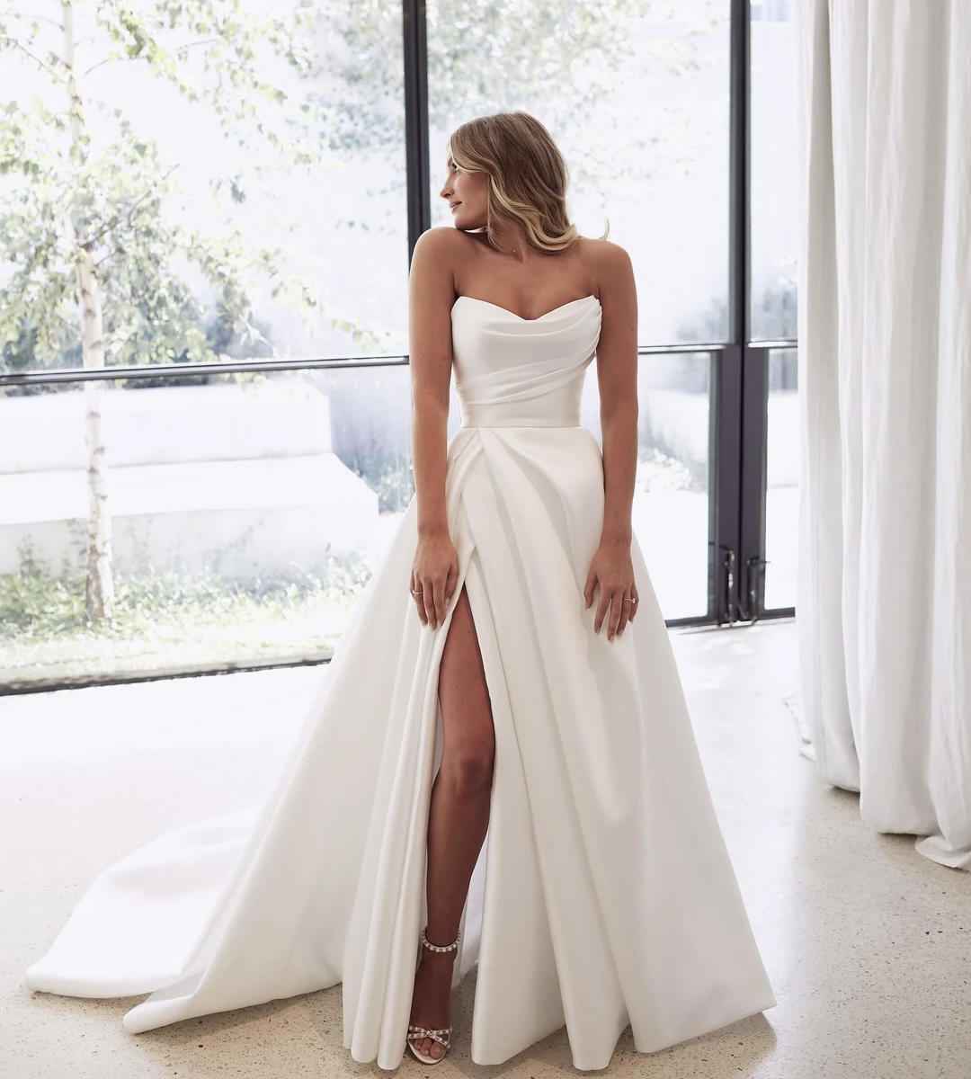 

A-Line Wedding Dress Side Slit Floor Length Satin Sweetheart For Women Bridal Gowns Customize To measures Pleat Charming Robe