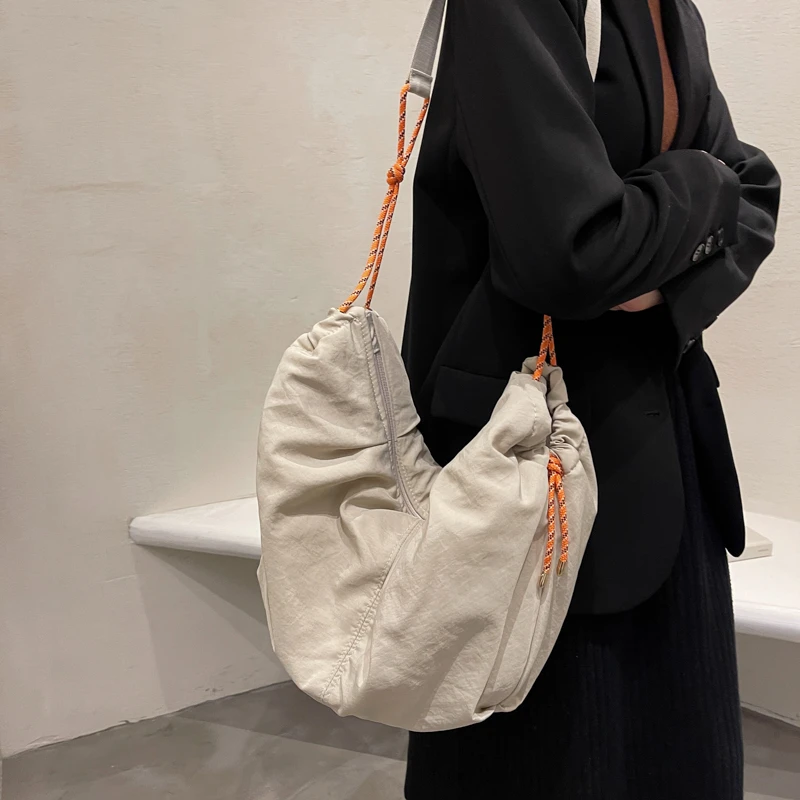 

Женские сумки из мягкой нейлоновой ткани, вместительные боковые сумки 2024, брендовые роскошные сумки, женские дизайнерские сумки-слинги через плечо