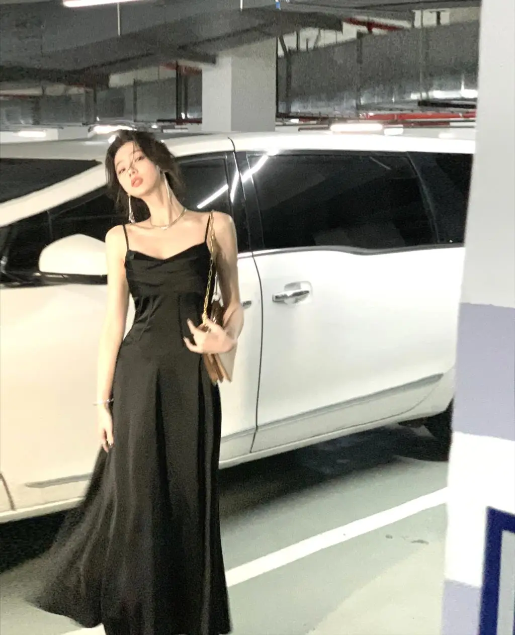 New Summer Satin Midi Dress Women Slim Spaghetti Strap Elegant Party Dresses Wedding Evening Birthday Backless Prom Robe Clothes