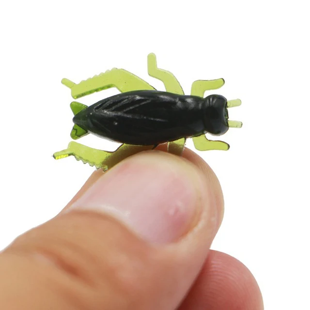 1pcs Artificial Soft Cricket Fishing Lure Insect Lure Lightweight Grasshopper Floating Ocean 4