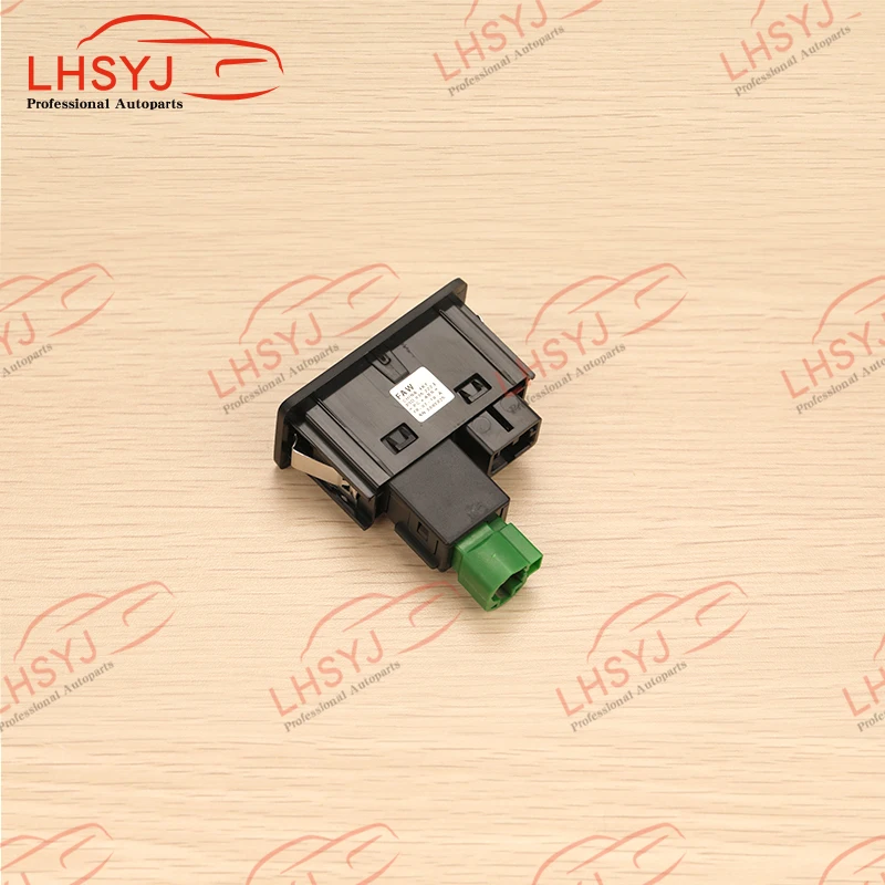 

LHSYJ For VW Golf 7 MK7 CarPlay Media AUX USB Socket MIB Install Plug Switch Button 5Q0 035 724 5G0 035 222 E Dropshipping