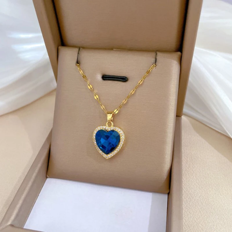 Stainless Steel Gold Plated Light Luxury Charm Blue Zirconia Heart
