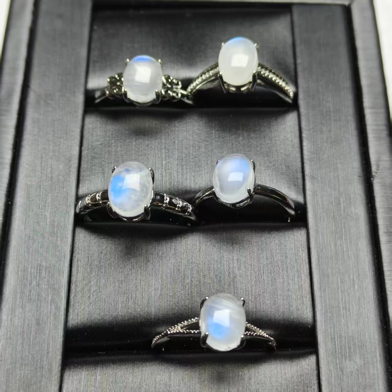 Natürlicher Mondstein-Kupferring mit Verstellbarem Verschluss, mit Personalisiertem Labradorit-Design und Hochwertigem Ringstil
