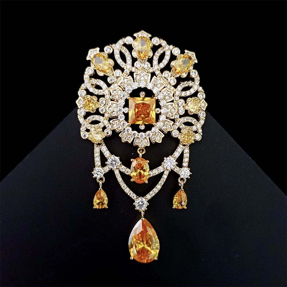 

OKILY Gorgeous Inlaid Zircon Retro Court Style Brooch Geometric Zircon Tassel Corsage Women's Coat Sweater Accessories Wholesale