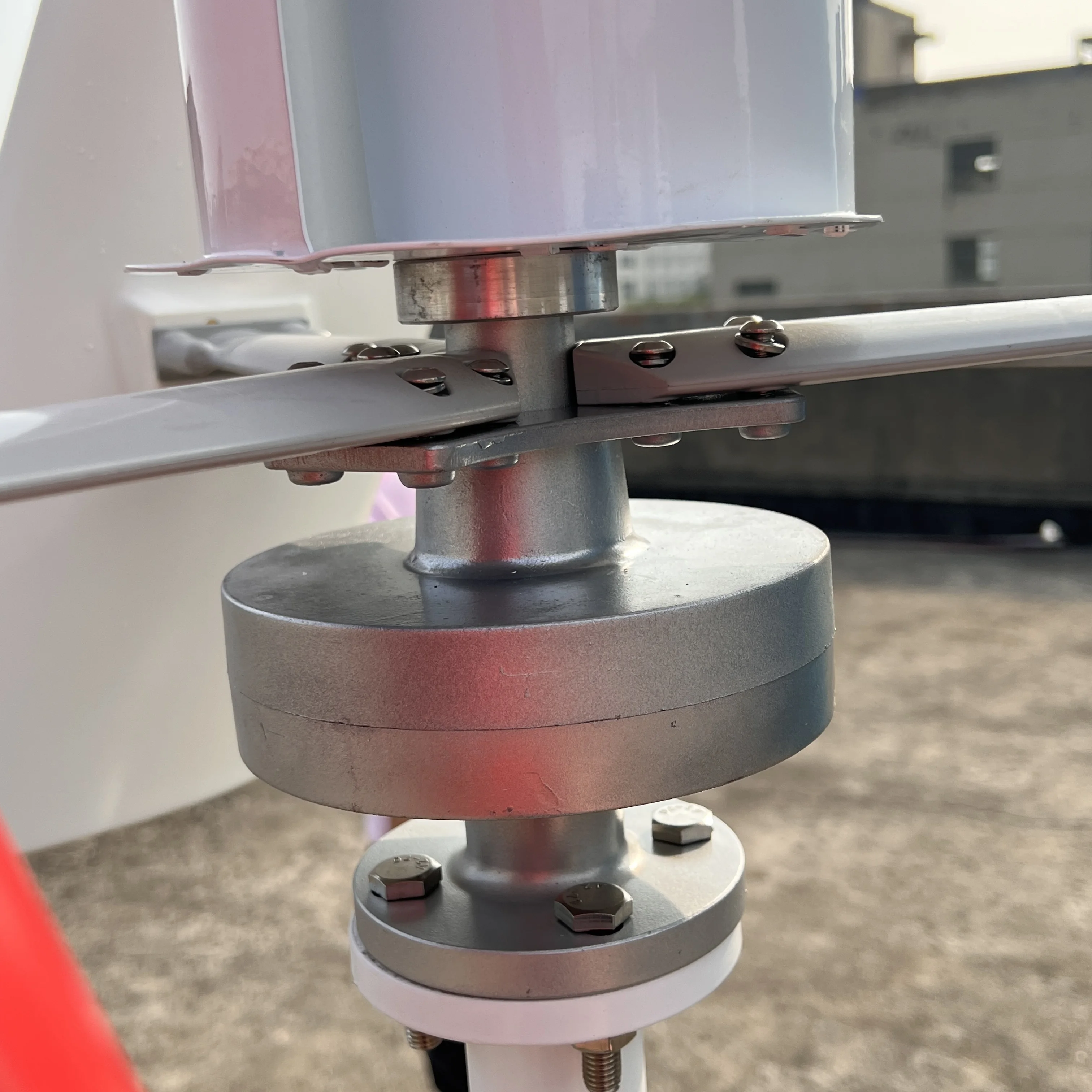 Рисунок 3 - Профессиональная Вертикальная ветряная турбина