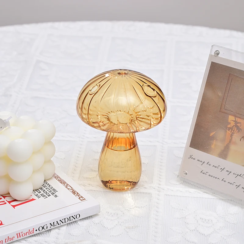 Mini Glass Bud Vases 4
