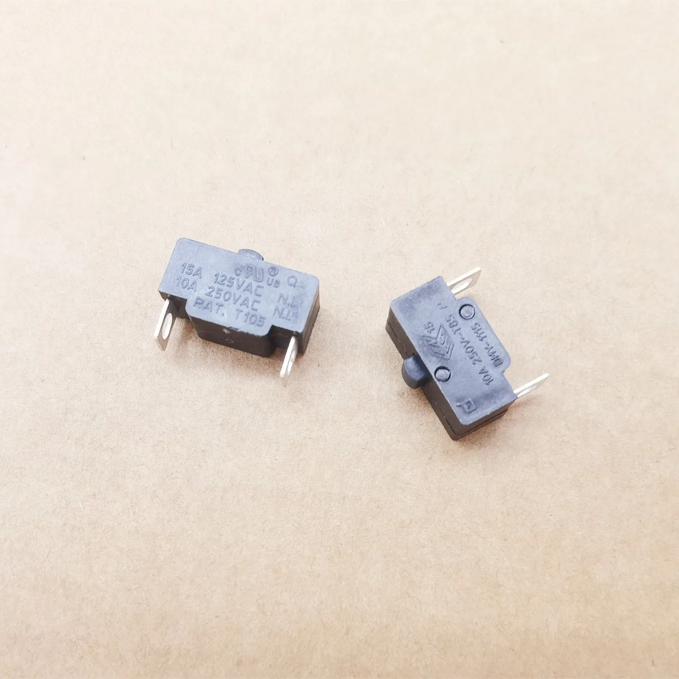 새로운 원래 100% DMY-1115 헤어 드라이어 스위치 액세서리 2pin 차가운 뜨거운 공기 버튼 키 스위치 정상 폐쇄 10A 250V