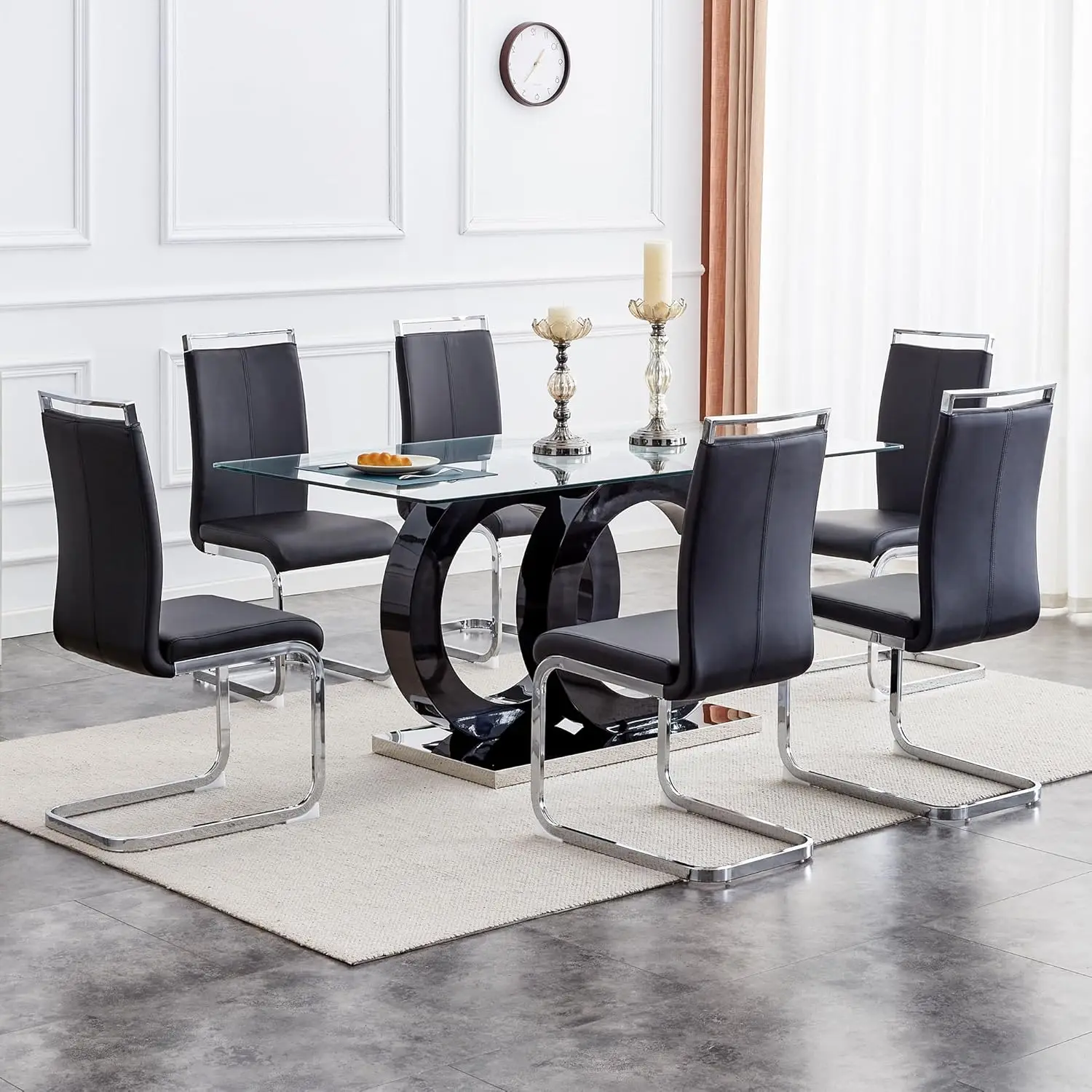 Table black Chairs