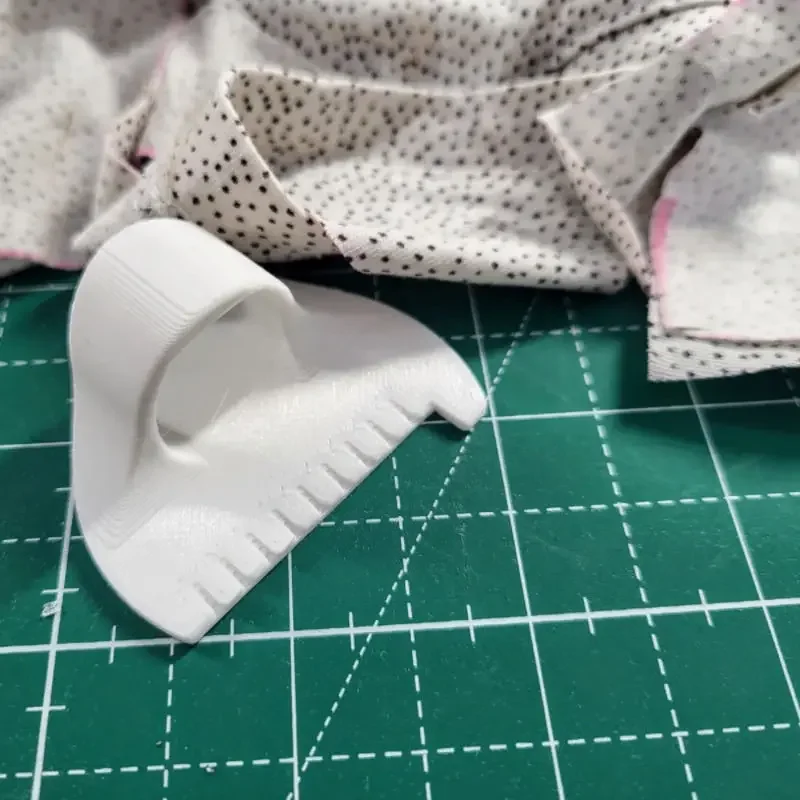 Sewing Accessories DIY Hand Sewing Aids Finger Protector Home Sewing Edge Lockstitch Stencil Accessories Practical Helpers
