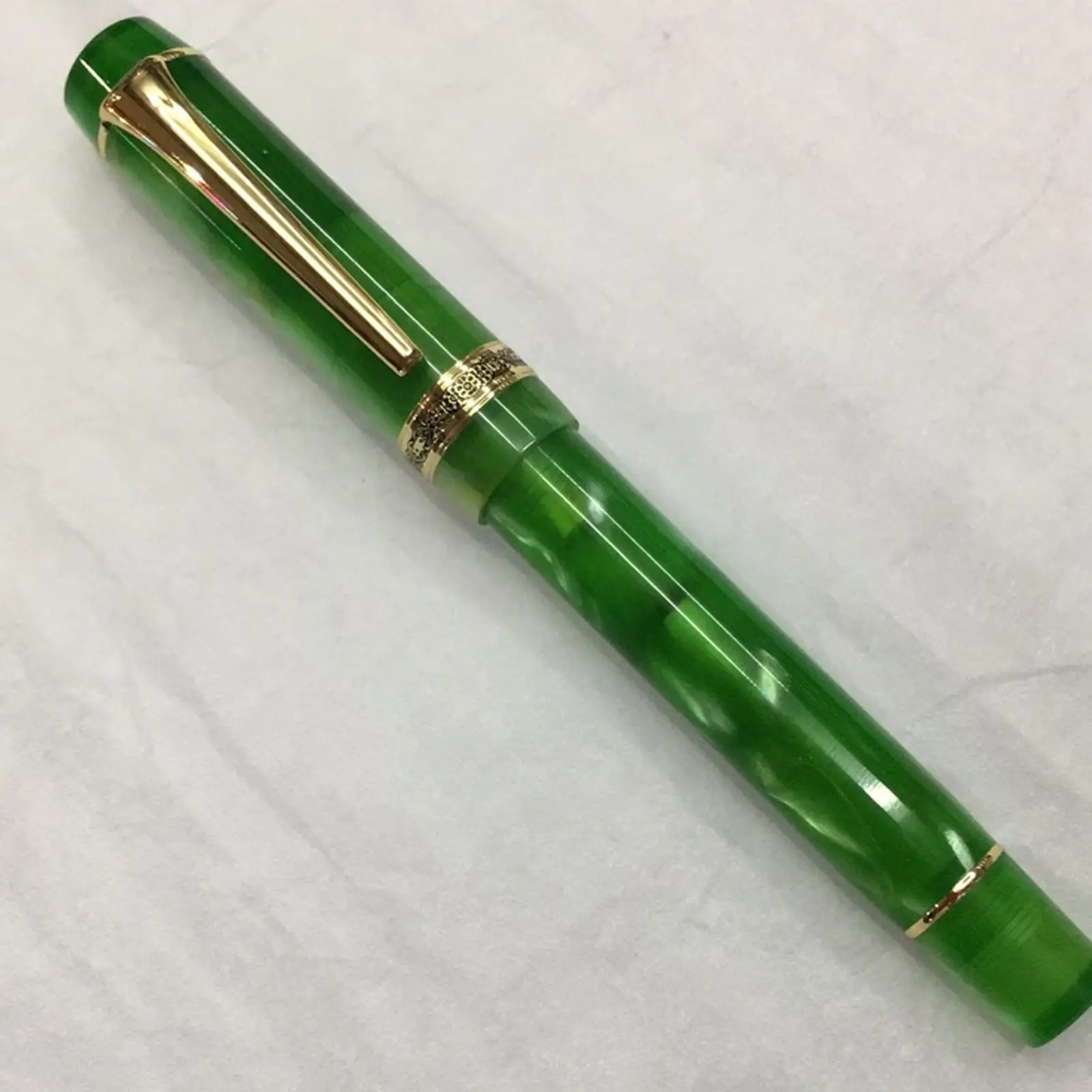 

Green Kaigelu 316A Celluloid Acrylic Fountain Pen Beautiful Patterns Iridium EF F M Nib Classic business Writing Pen Gifts