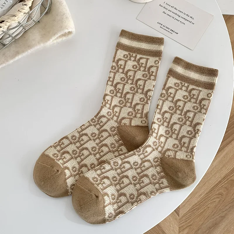 1 Pair Autumn Winter Wool Socks Women French Style Letters Pattern Solid Color Middle Tube Socks Breathable