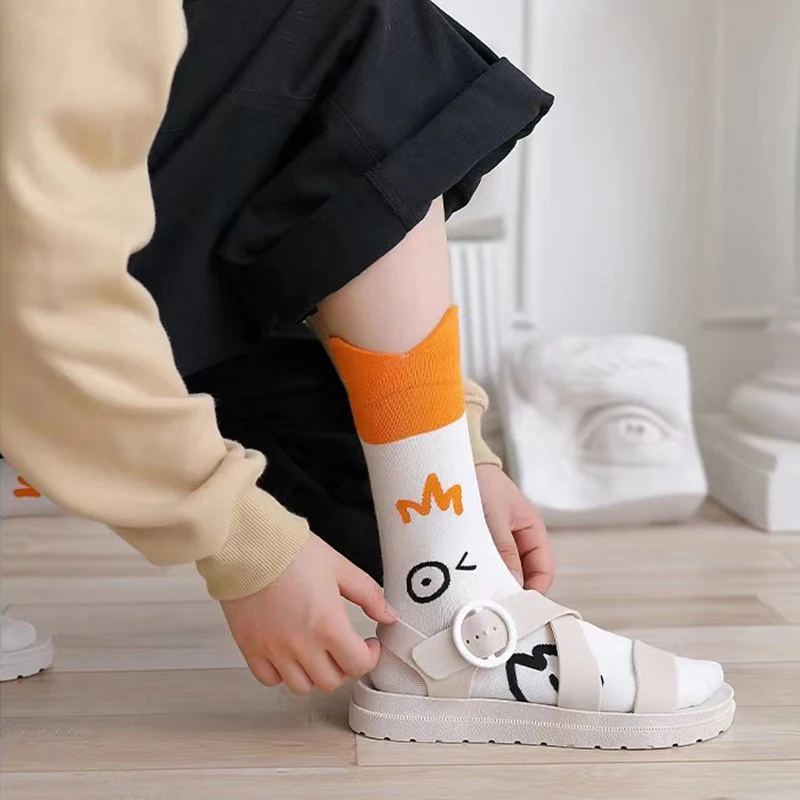 مجموعة جوارب قطنية عصرية (4 أزواج) - تصميم "البط ا...