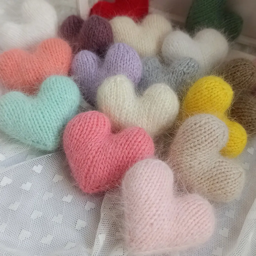 Newborn Photography Props Handmade Knitted Plush Love Heart Prop for Baby Studio Photo Shooting Backdrop Accessories