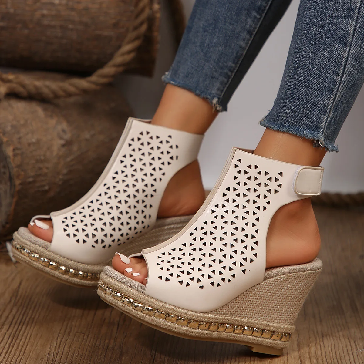 

Summer Fashion Sexy Women Platform Wedges Sandals Summer New Breathable Hollow Hole Peep Toe 10cm High Heel Shoes Size 36-42