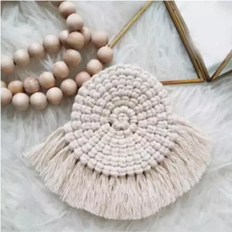 Рисунок 2 - Хлопковая оплетка подставка ручной работы