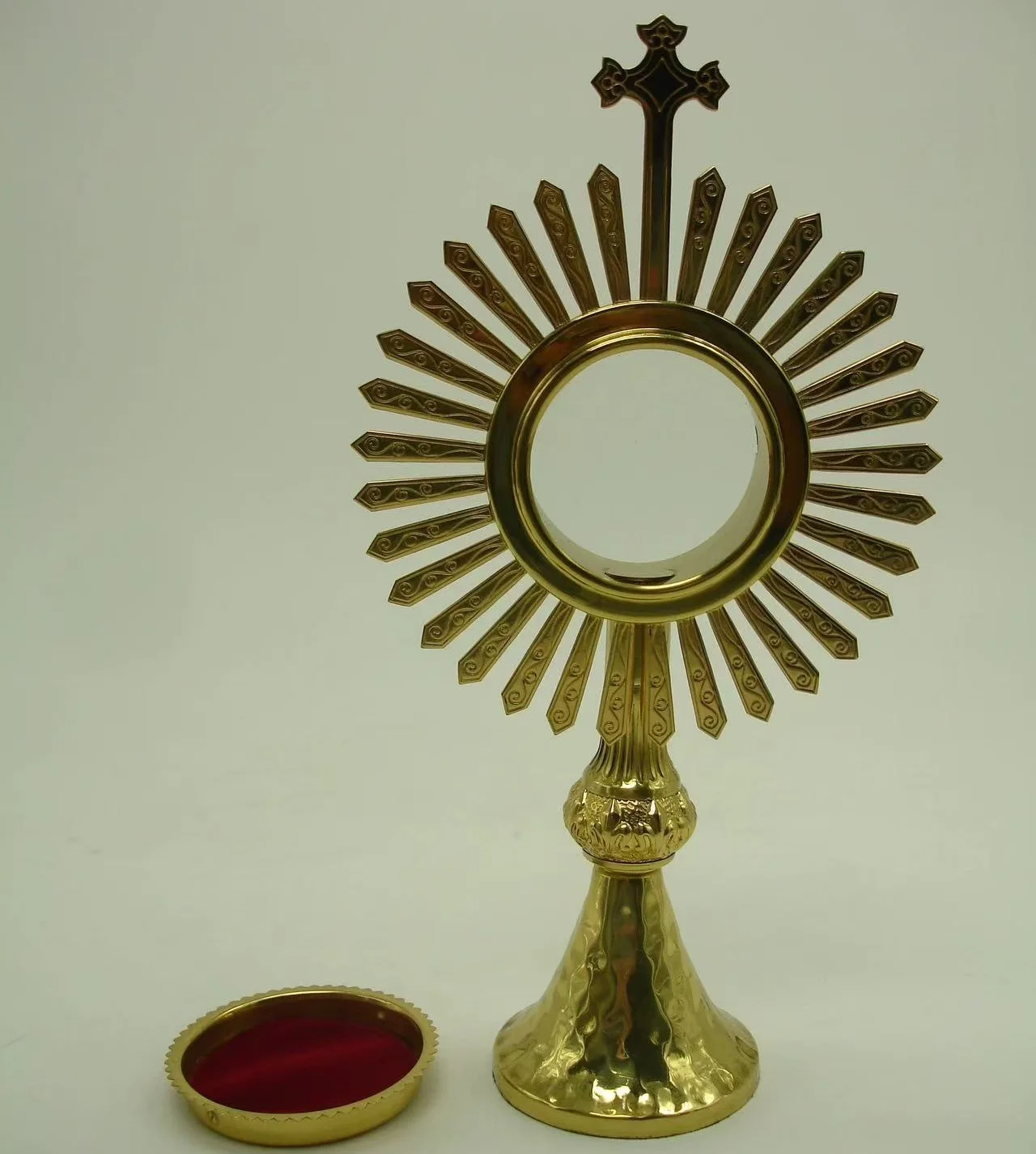 Brass Holy Reliquary Catholic Monstrance With Ray High Polished For Church Or Home