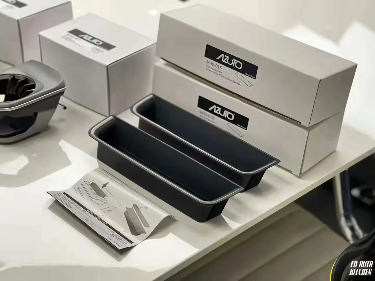 스토리지 박스 오른쪽 스토리지 박스 메르세데스 벤츠 G 클래스 W464 W463A G350 G500 용 ABS 블랙 팔걸이 주최자