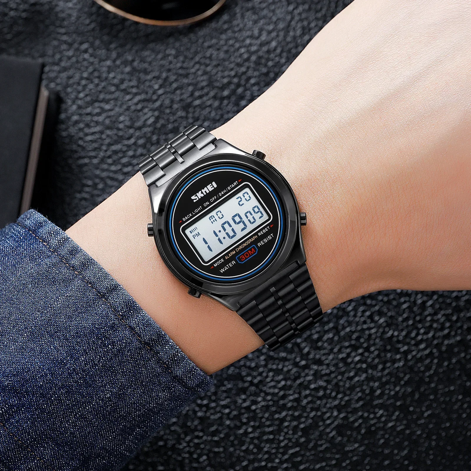 SKMEI 2146 Back Light Display Stopwatch Digital Sport Watches Stainless Steel Men Waterproof Date Alarm Wriswatch reloj hombre 3
