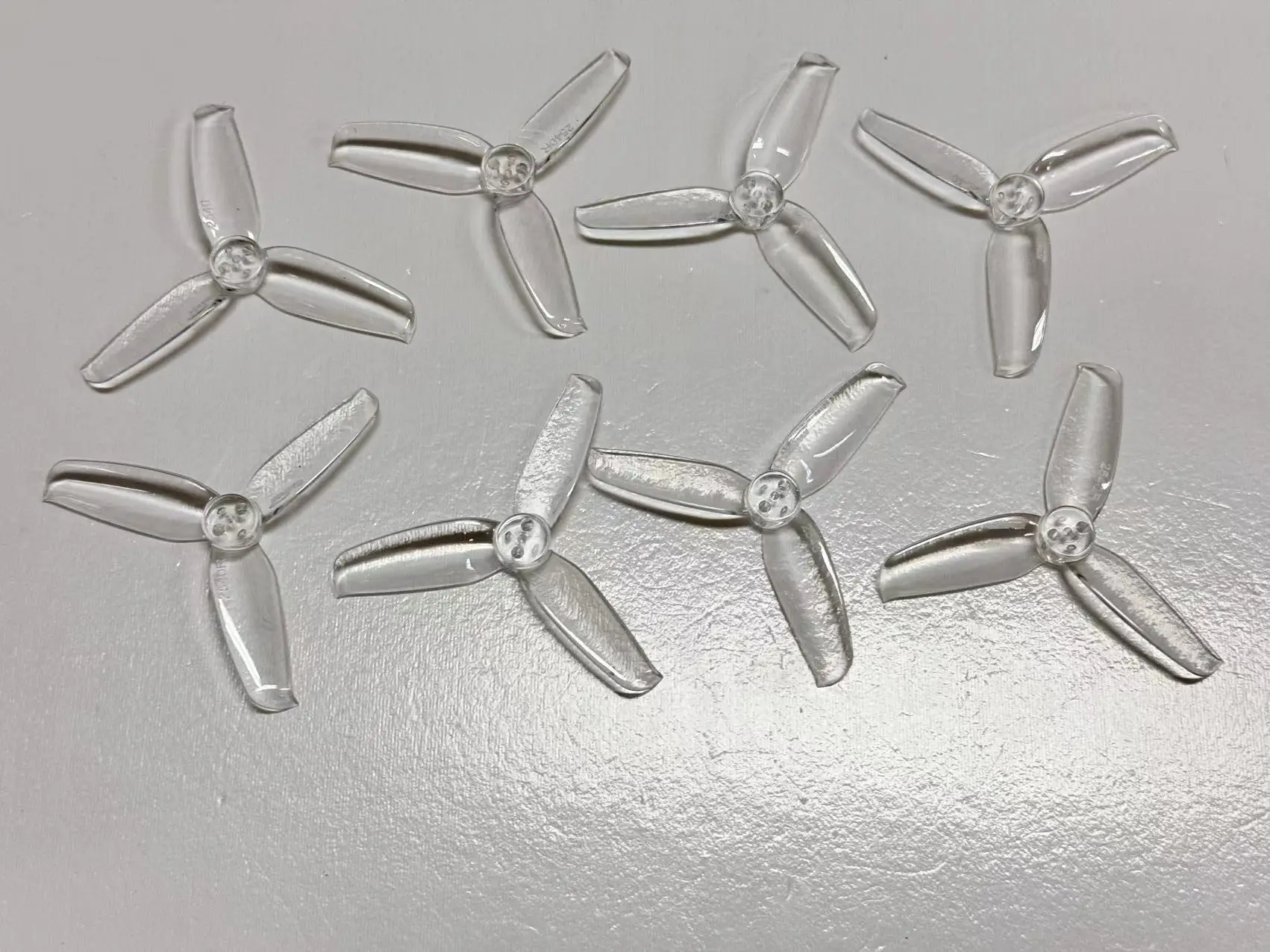 3 Löcher 6 Farben Gemfan 2540 2.5x4.0 FPV PC 3 Propeller Propellerblatt CW CCW Durchgangsachse für Spezialmotor 1105 – Detail 6