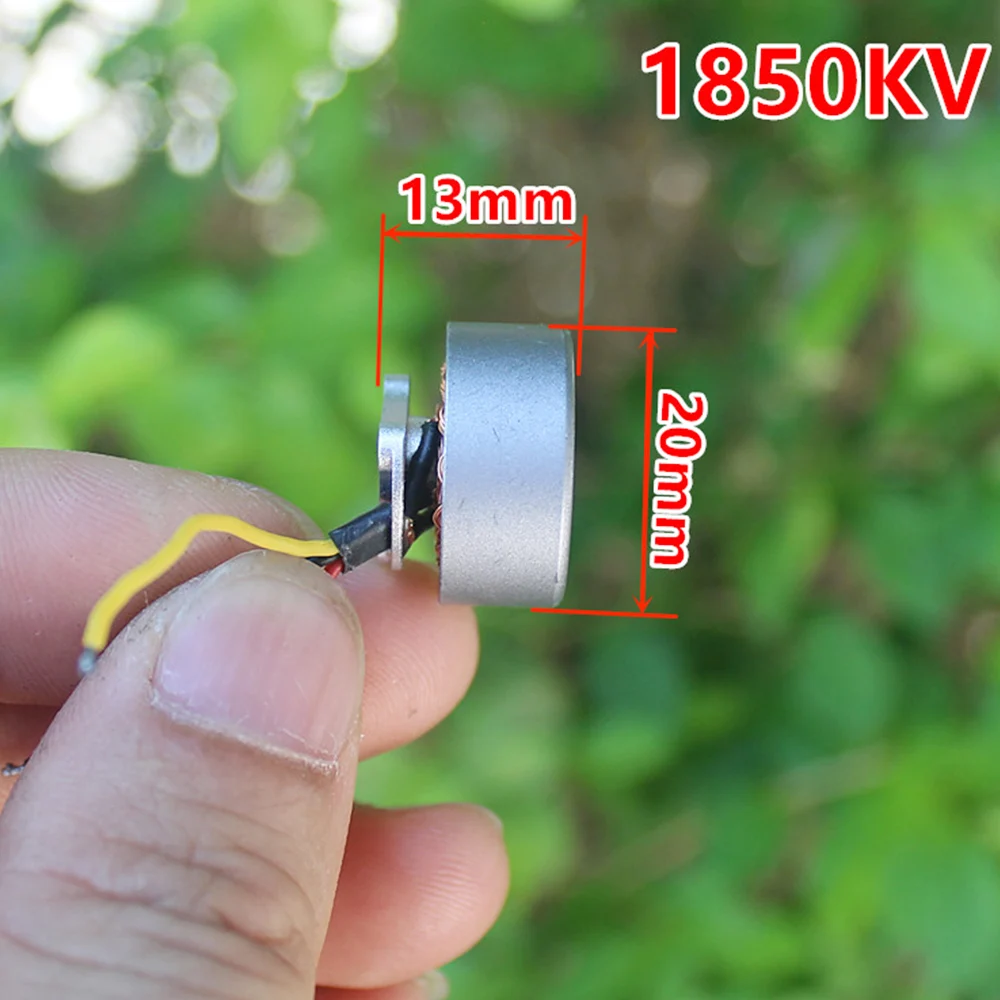 Ensemble complet : moteur sans balais 1605 1850KV, support et hélice noire pour avion RC