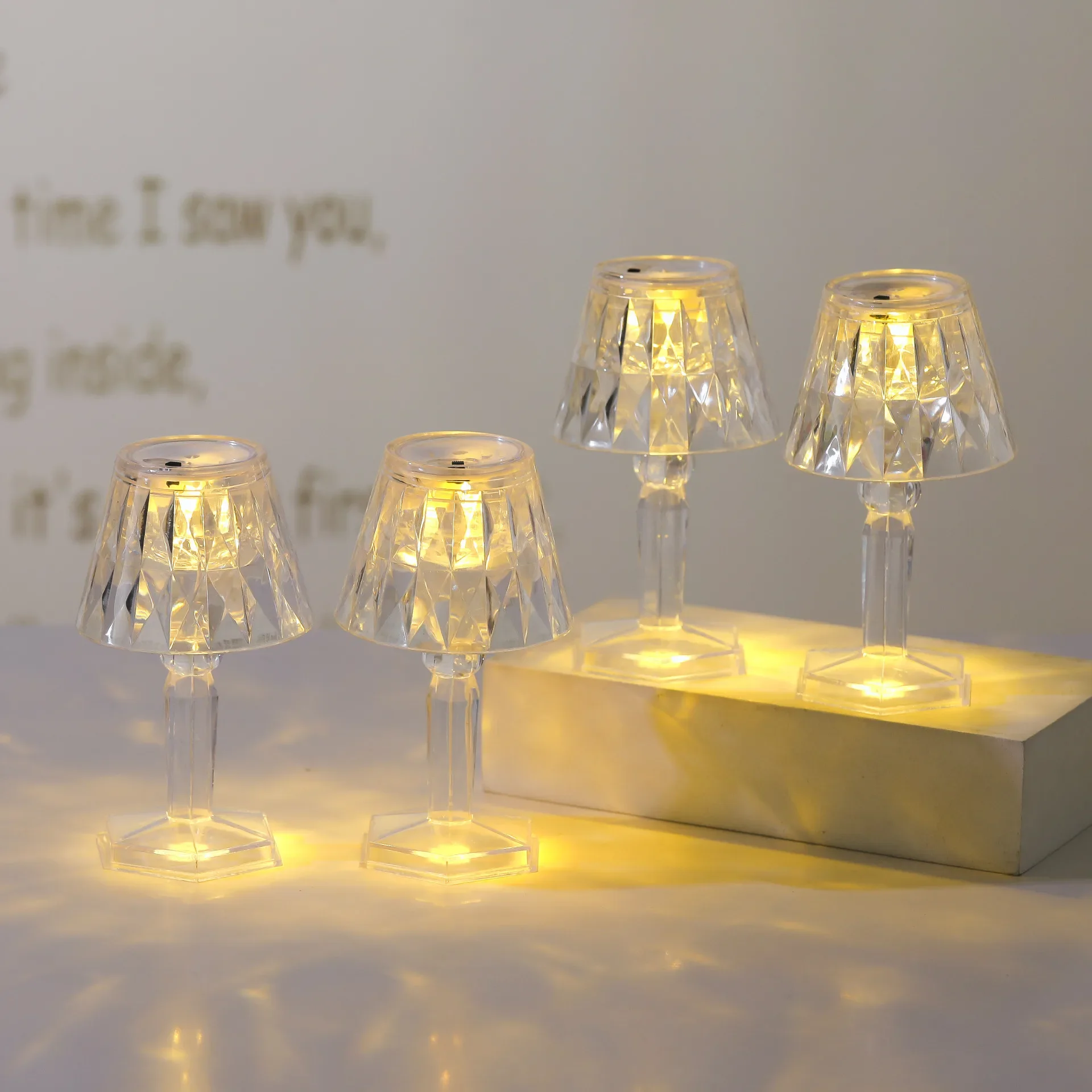 LED Atmosphere Crystal Table Lamp, Restaurant, Birthday Gift, Desktop Decoration Diamond Atmosphere INS Small Night Light