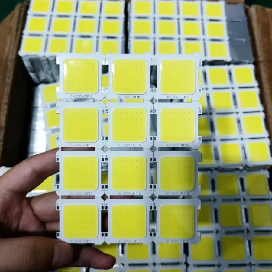 도매 10010PCS 3V LED COB 통합 칩 맞춤형 고휘도 스포트라이트 라이트 휴대용 캠핑 전구 액세서리