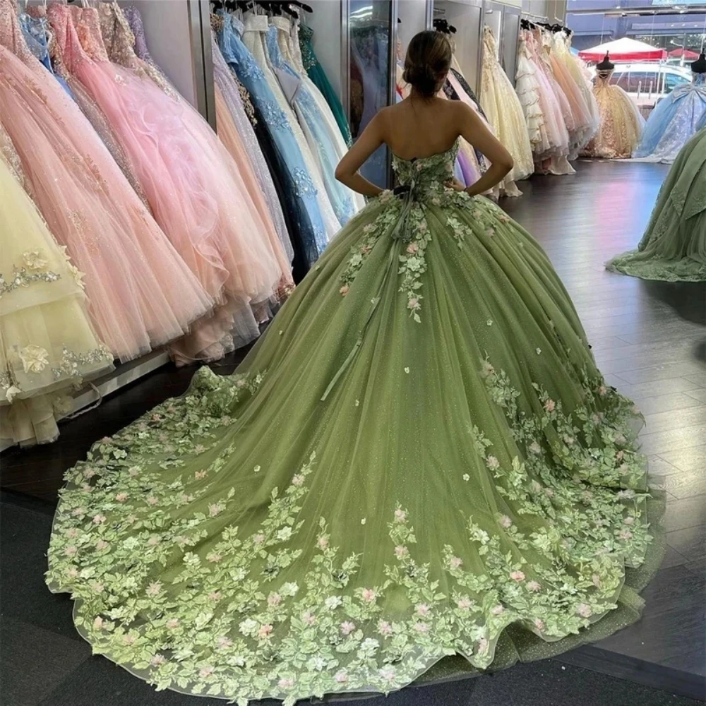 Green Sparkly Quinceanera Dresses Beautiful Appliques 3D Flower Princess Dress Charming Sweet 16 Year vestidos de anos