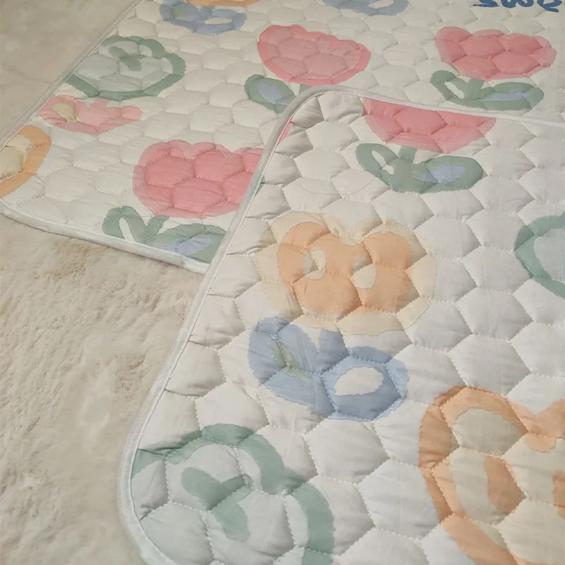 70*100cm Baby Toddlers Cute Cartoon Bed Protector Diaper Bedding Urine Pads Waterproof Washable Mattress Urine Mat for baby