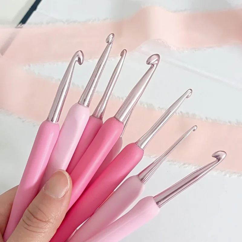 83 pcs/set cute New Crochet Hook Set With Yarn Knitting Needles Sewing  Tools Set Knit Gauge Scissors Stitch Hook For Knitting - AliExpress