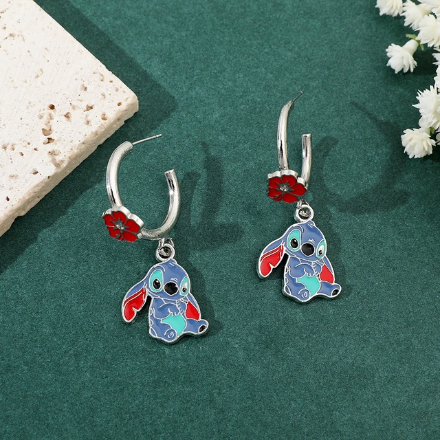 Pendientes creativos de Disney Lilo & Stitch para mujer, accesorios de  joyería de Anime, pendientes de tuerca de dibujos animados, regalos de  cumpleaños para niñas y niños - AliExpress