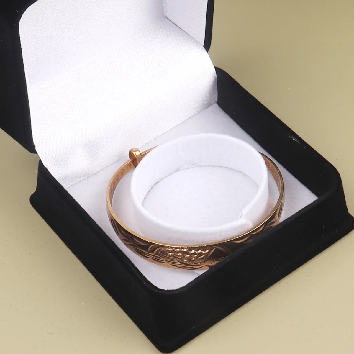 Рисунок 6 - Ящик для ювелирных изделий с прямым углом