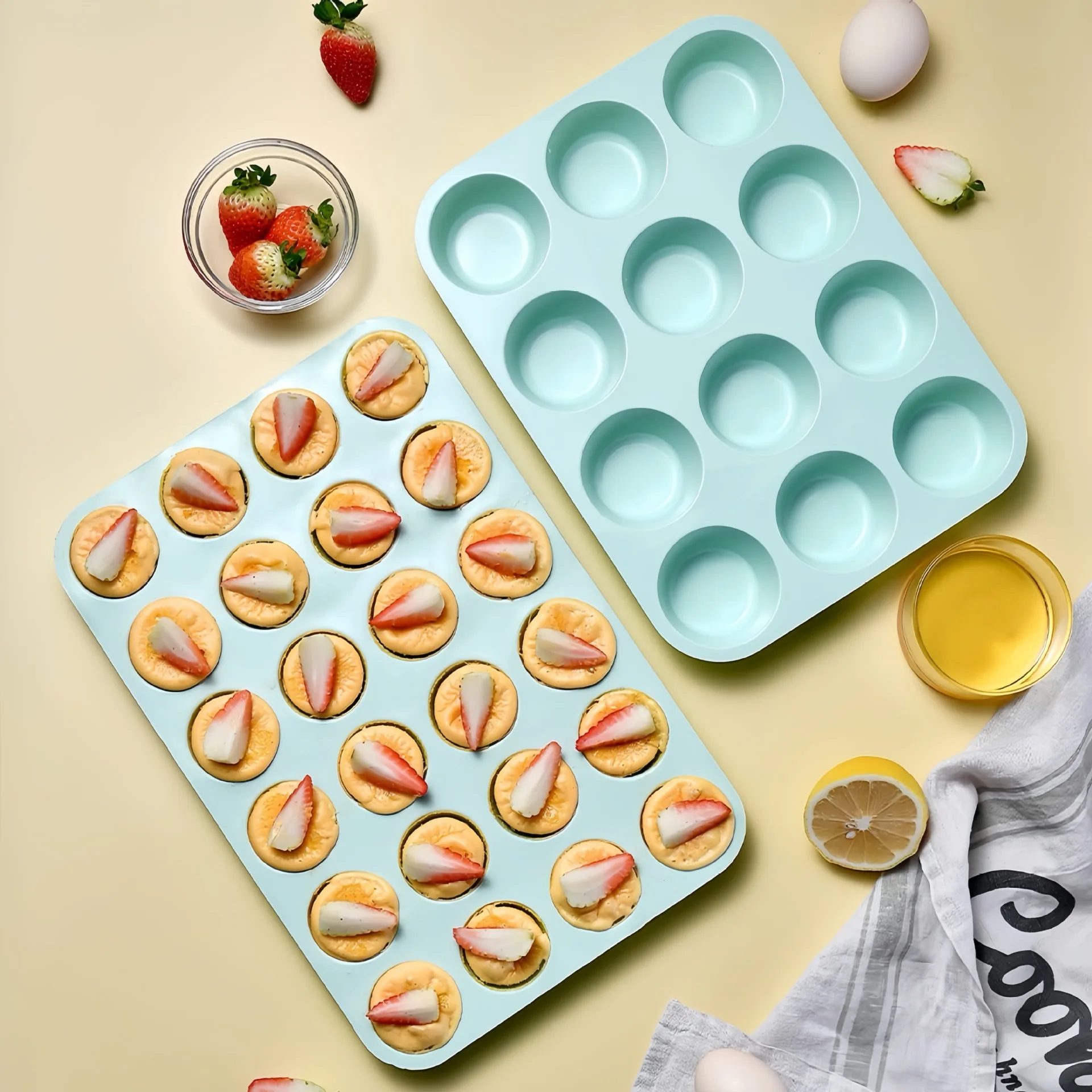 24-Hole Cake Mold Silicone Soap Cookies Cupcake Bakeware Pan Tray Mould Home Mini Muffin Cup 3D Non-stick Jelly&Candy Mold