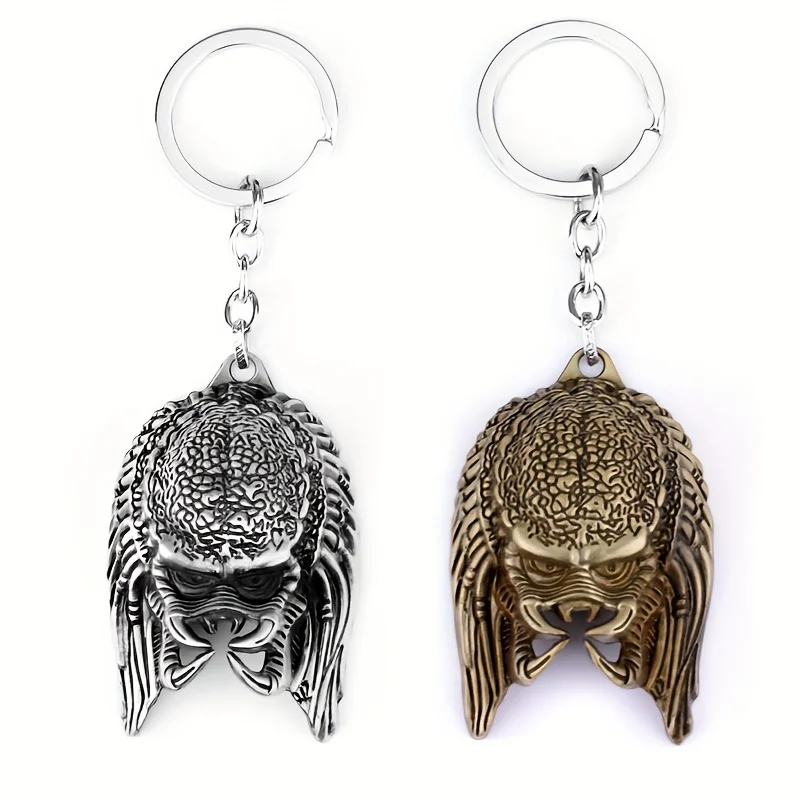 Retro alien mask keychain, men's metal keychain, car backpack ideal choice for gift giving