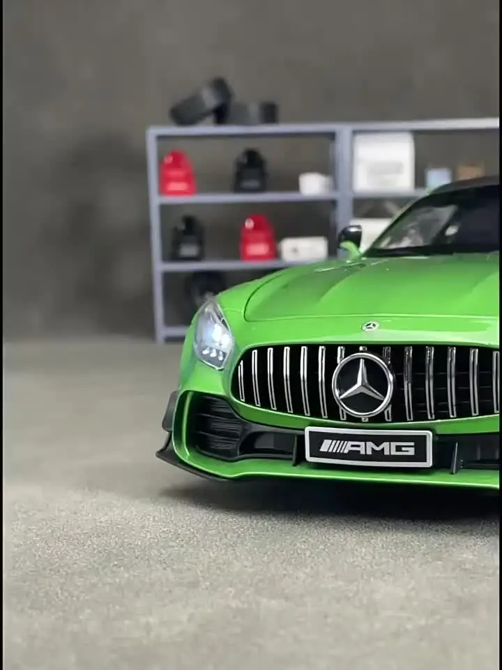 1:18 Benzs GTR GT Green Light Alloy Miniature Car Model