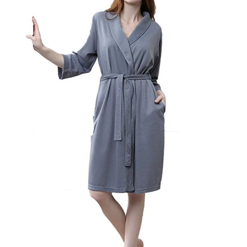 

new style Woman luxurious soft flannel bathrobe