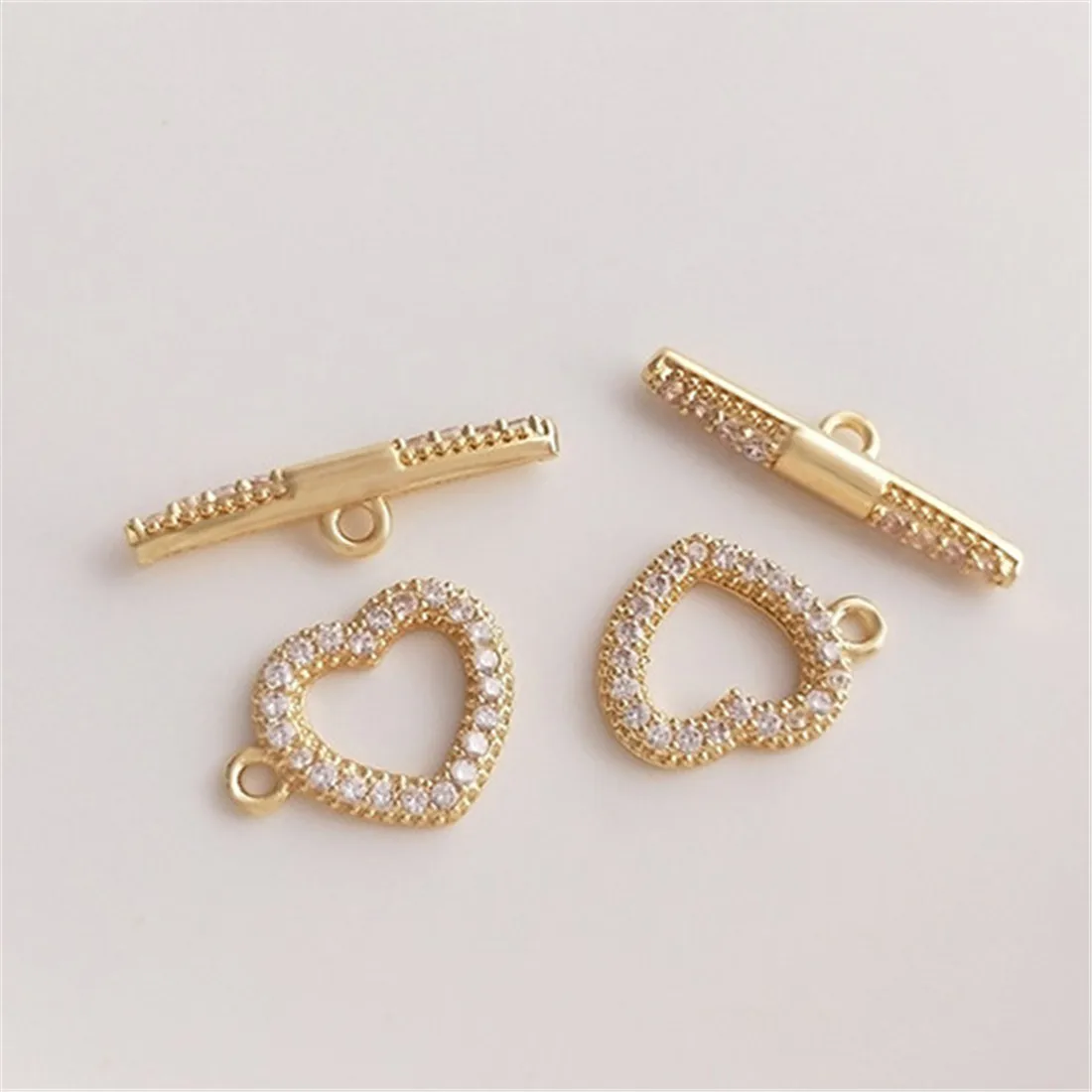 14K Gold-plated Micro-inlaid Zircon Heart-shaped OT Buckle Diy Pearl Chain Necklace Bracelet Jewelry Love Buckle B870 14k gold micro inlaid zircon v shaped moon pentagonal star half hole pearl earring diy earring material e274