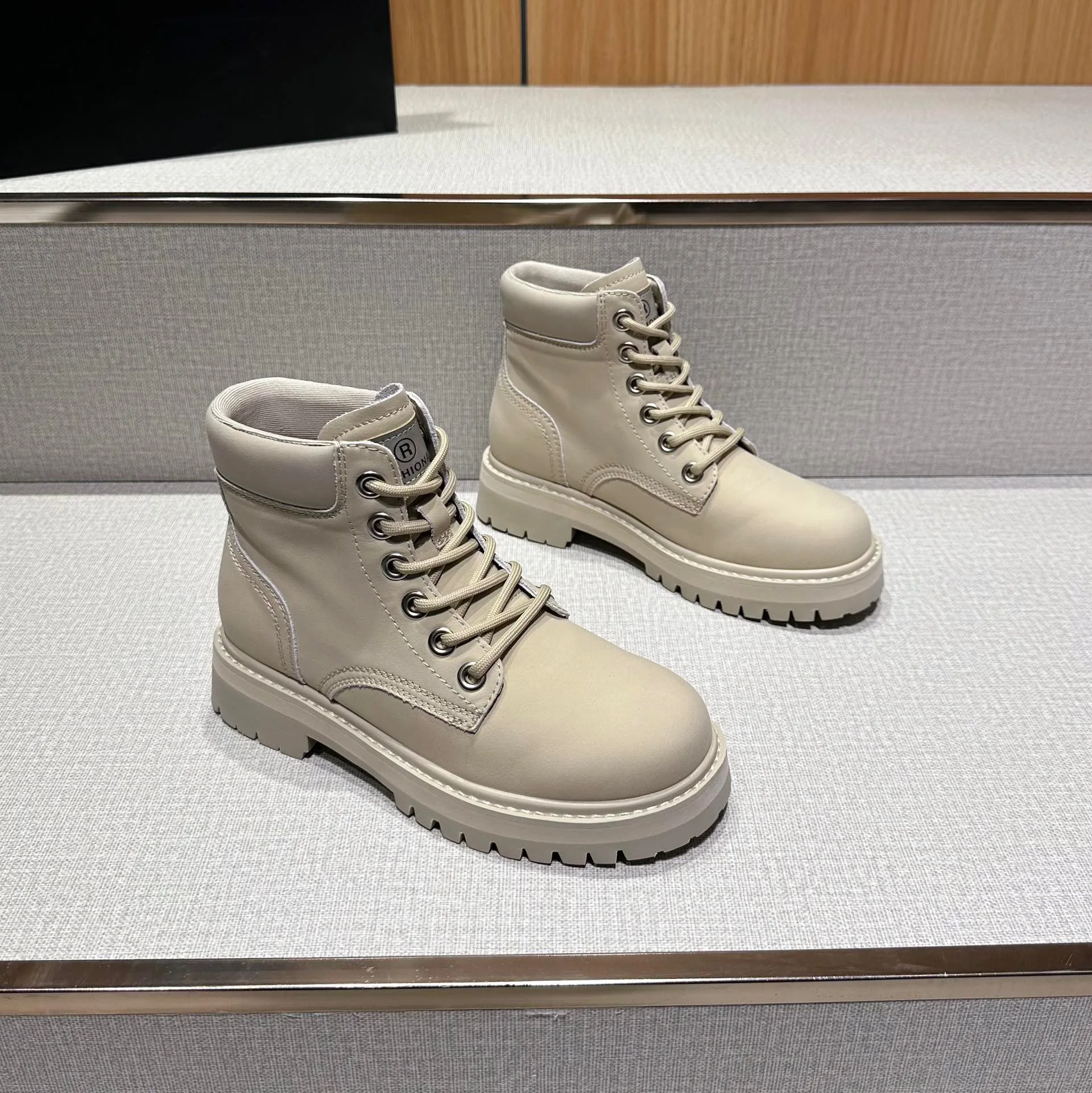 Withered Retro High Street Fashion Ladies Women's Shoes Thick Bottom Locomotive Cowhide Leather Boots