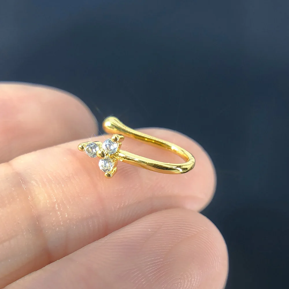 Piercing Jewelry Fake Piercing Clip Nose Ring Cuff Body Jewelry for Women New Trend 1PCS Ear Cuffs Heart Star Flowers Butterfly Clip Rings KAE197