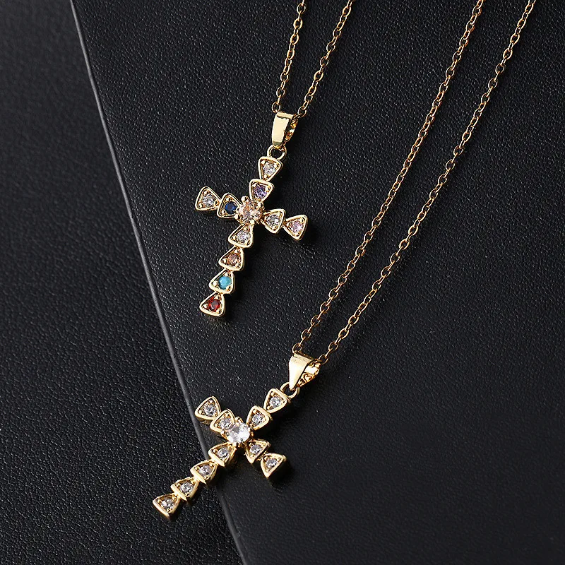

Necklace Women's Gilded Crystal Zircon Triangle Cross Pendant Hip Hop Personalized Fashion Jewelry