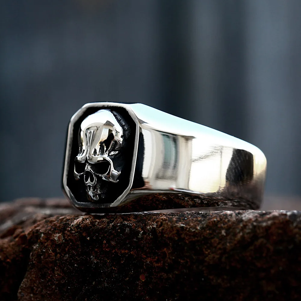 Men Skull Ring Stainless Steel Men\'s Wide Skull Biker Ring Shield Size 9-15 display picture 1