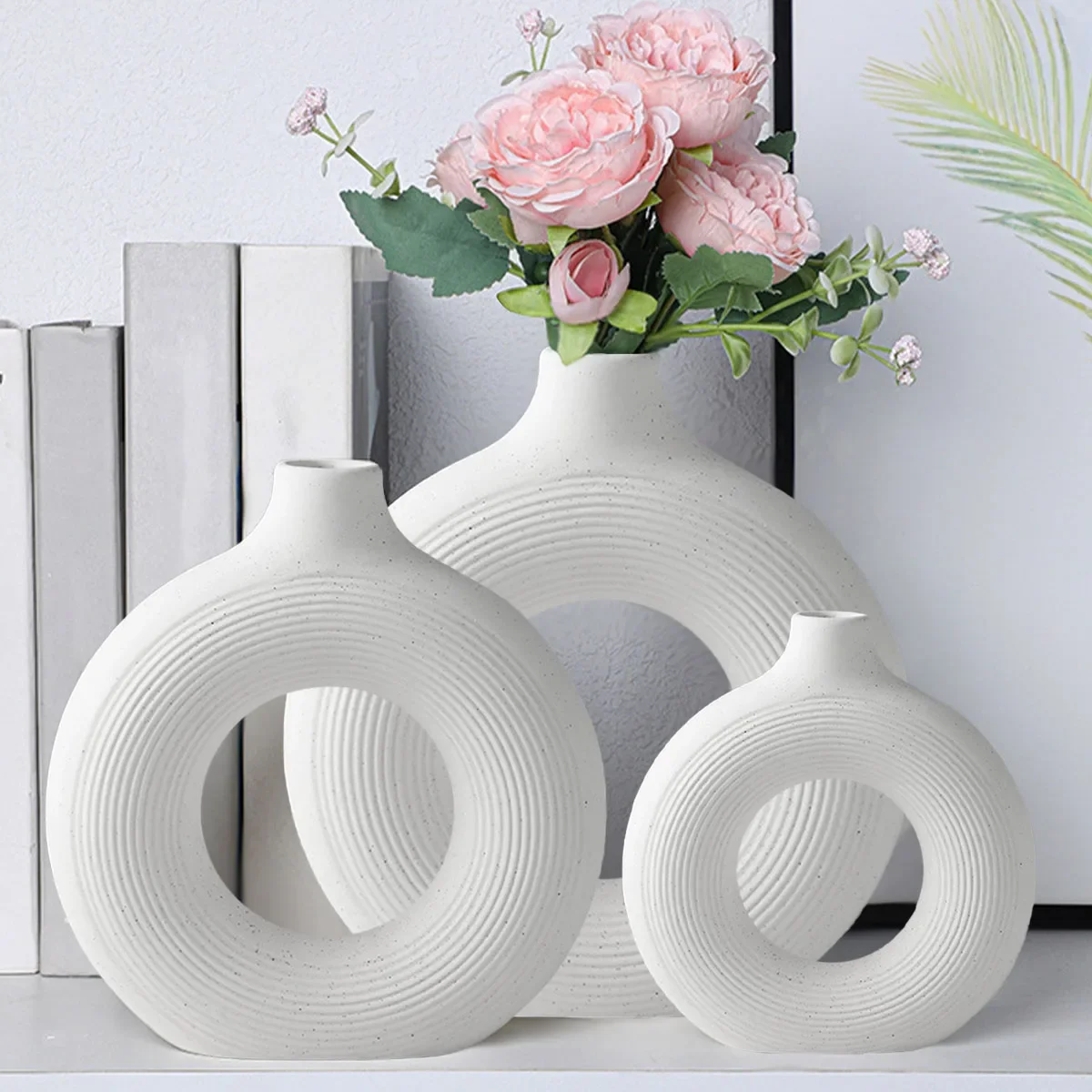 1pc White Ceramic Vases For Home Decor, Modern Decor Frosted Circle Vase, Minimalist Nordic Donut Vase, Decorative