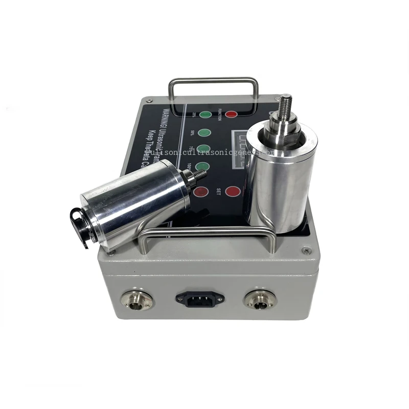 

Ультразвуковая колебательная волна и генератор энергии 400 Вт для порошкового вибрационного сепаратора