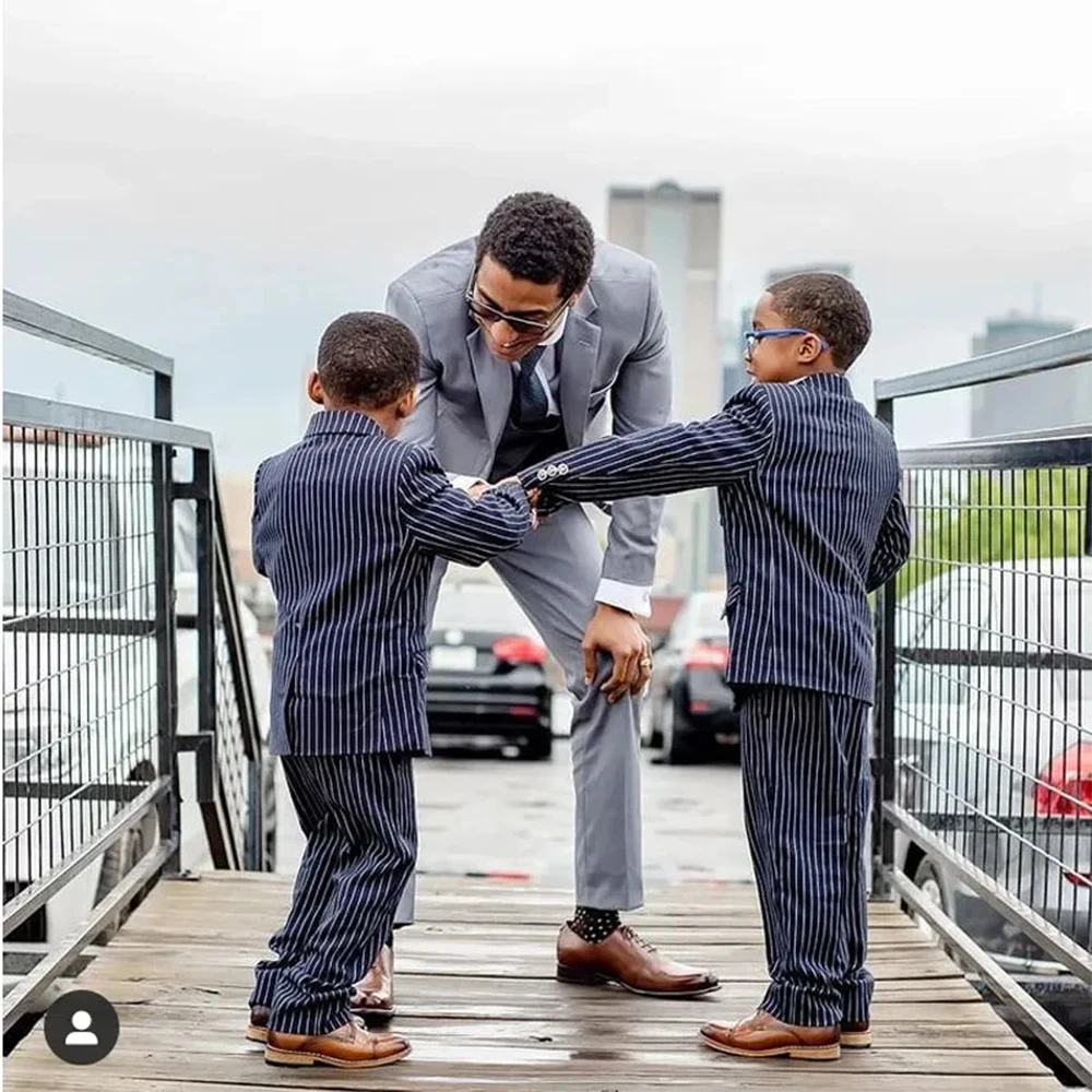 Boy's Navy Blue Stripes Suits 2 Piece Slim Fit Performance Wedding Tuxedo Double Breasted Fashion Clothes Elegant Blazer Pants