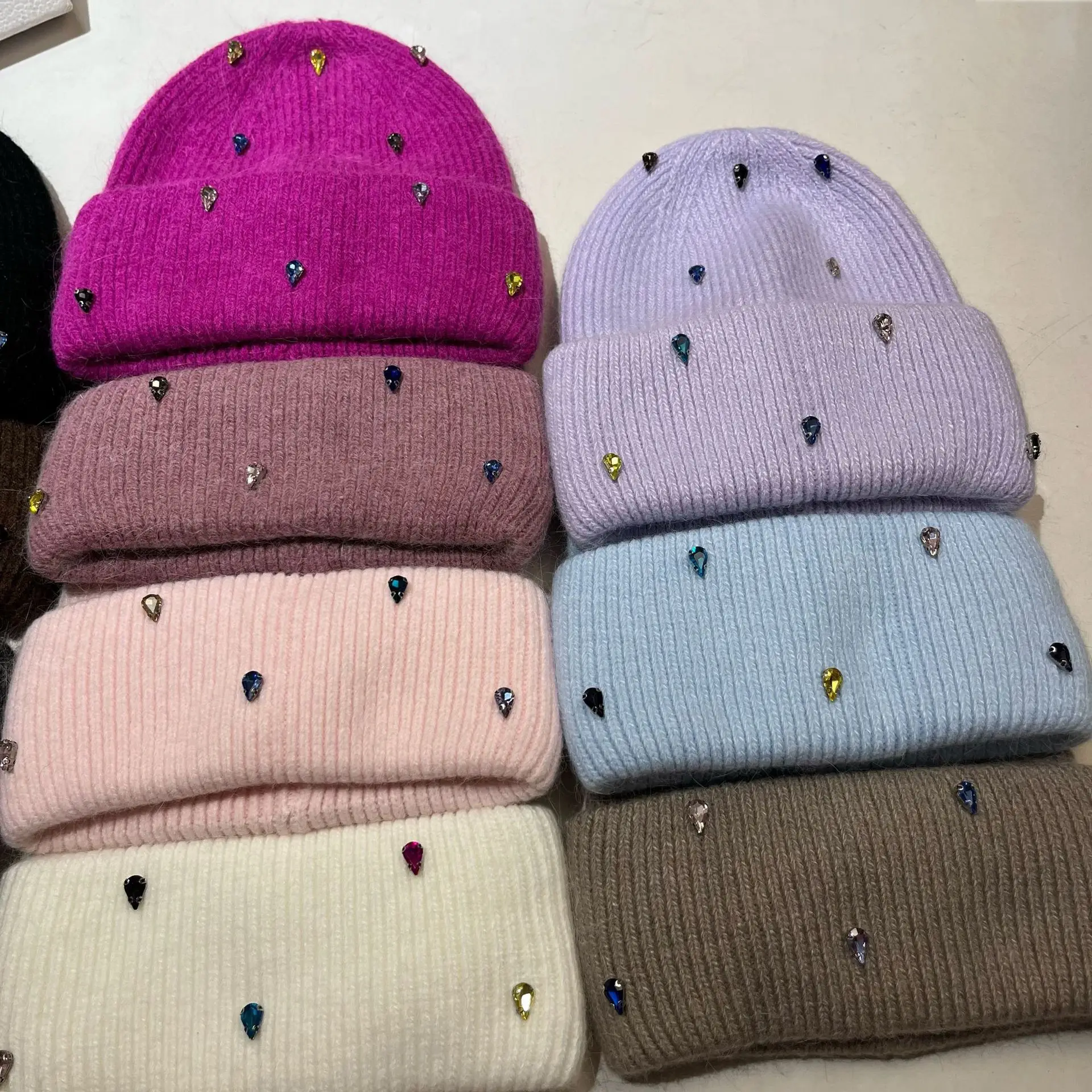 Bunte Strass Winter Frauen Gestrickte Hut Echt Kaninchen Fell Warme Wolle Skullies Beanies Ohr Schutz Outdoor Skifahren Caps – Detail 4